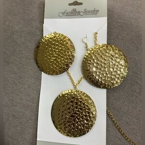 ♥️5/$20 Fashion Jewelry Gold Plate Jewelry Set